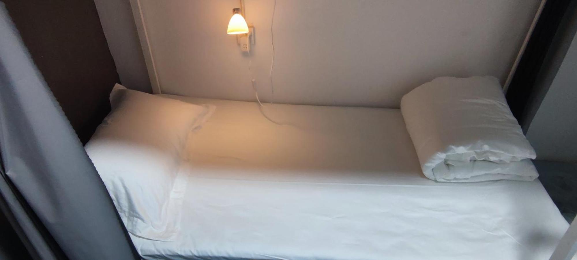 Lucky Hostel Λουάνγκ Πραμπάνγκ Εξωτερικό φωτογραφία
