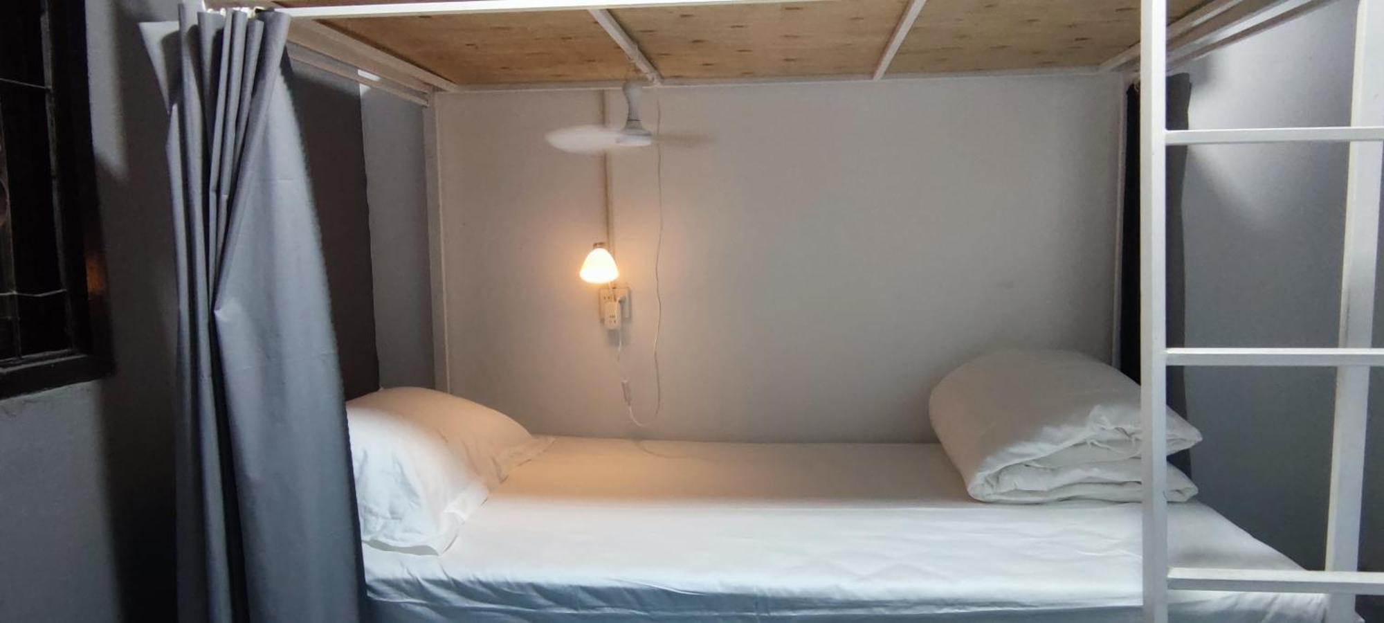 Lucky Hostel Λουάνγκ Πραμπάνγκ Εξωτερικό φωτογραφία