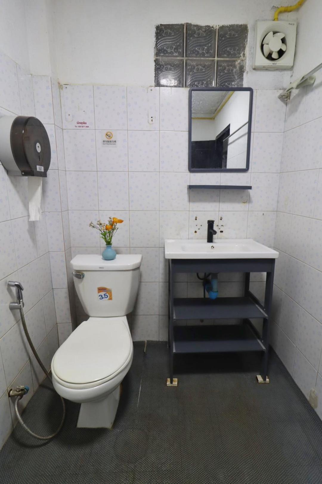Lucky Hostel Λουάνγκ Πραμπάνγκ Εξωτερικό φωτογραφία